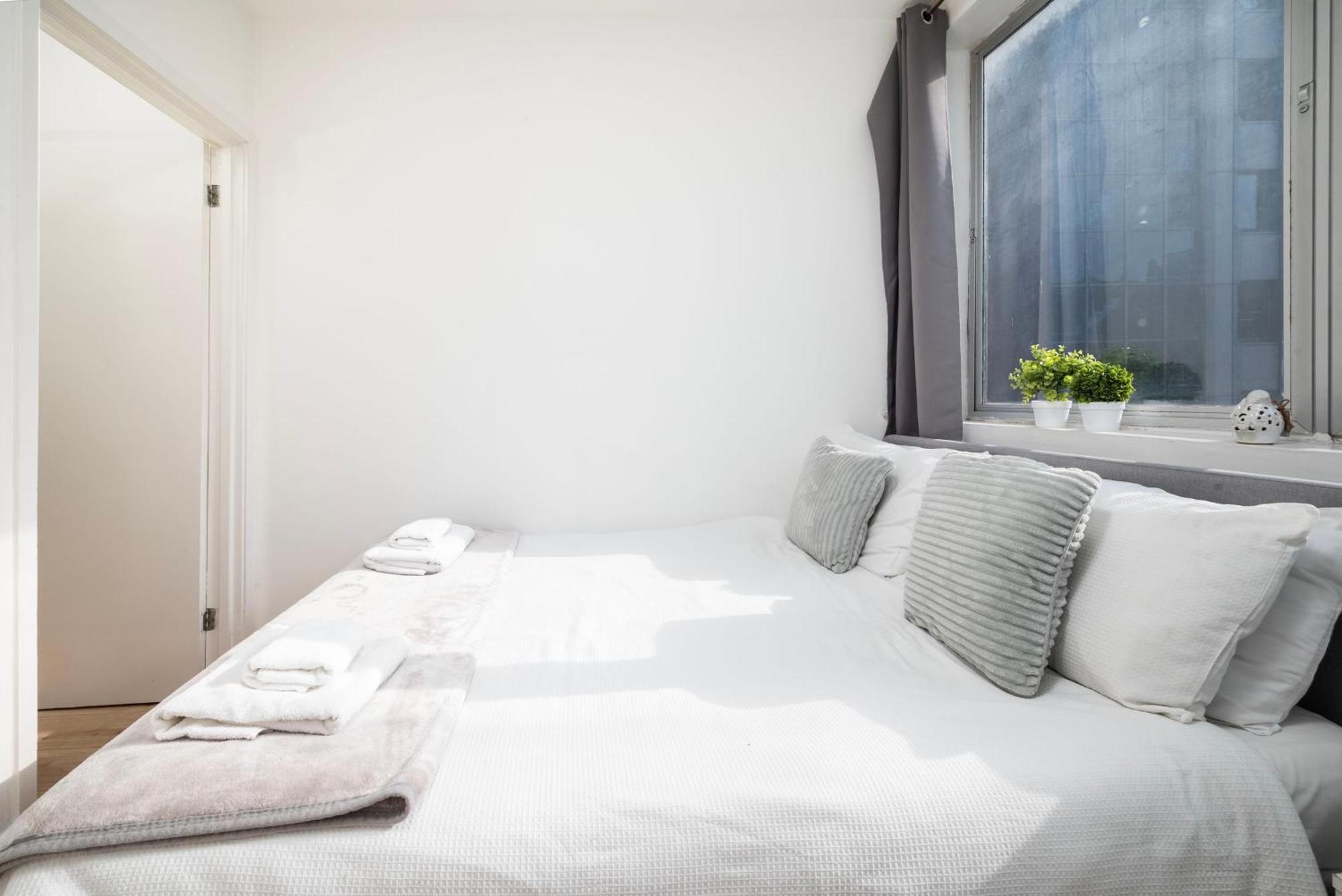 Berwick Street Central Apartments London Exterior photo