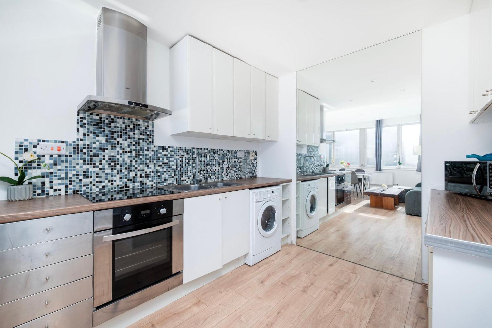 Berwick Street Central Apartments London Exterior photo